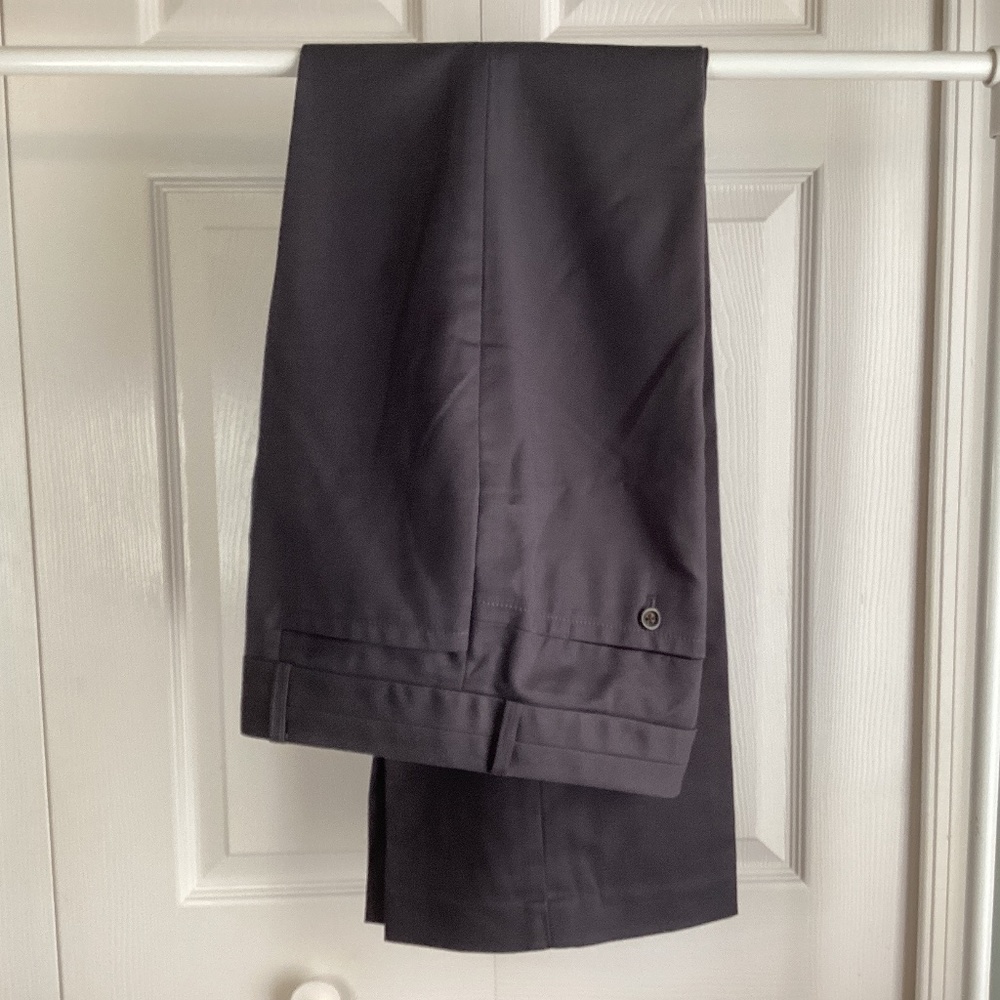 Banana Republic “Jackson Fit” Dark Grey Stretch Size 10L